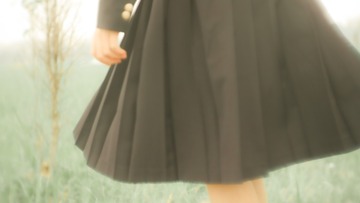 163980