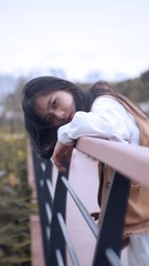 160884