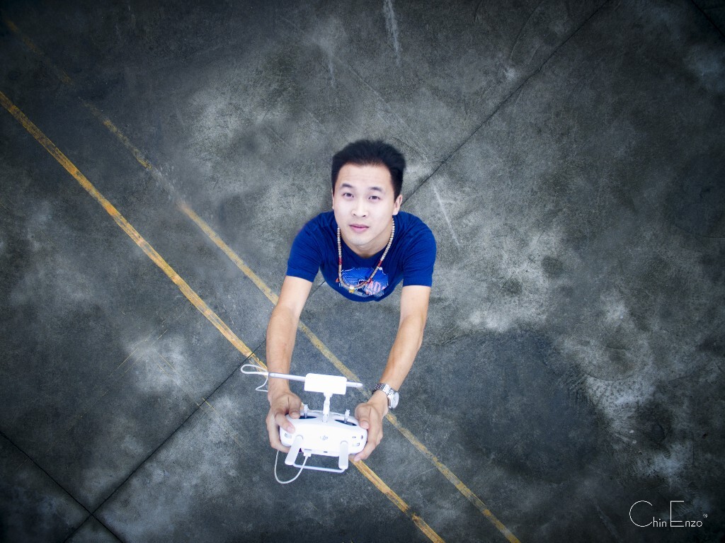 第一次用无人机自拍，纪念下