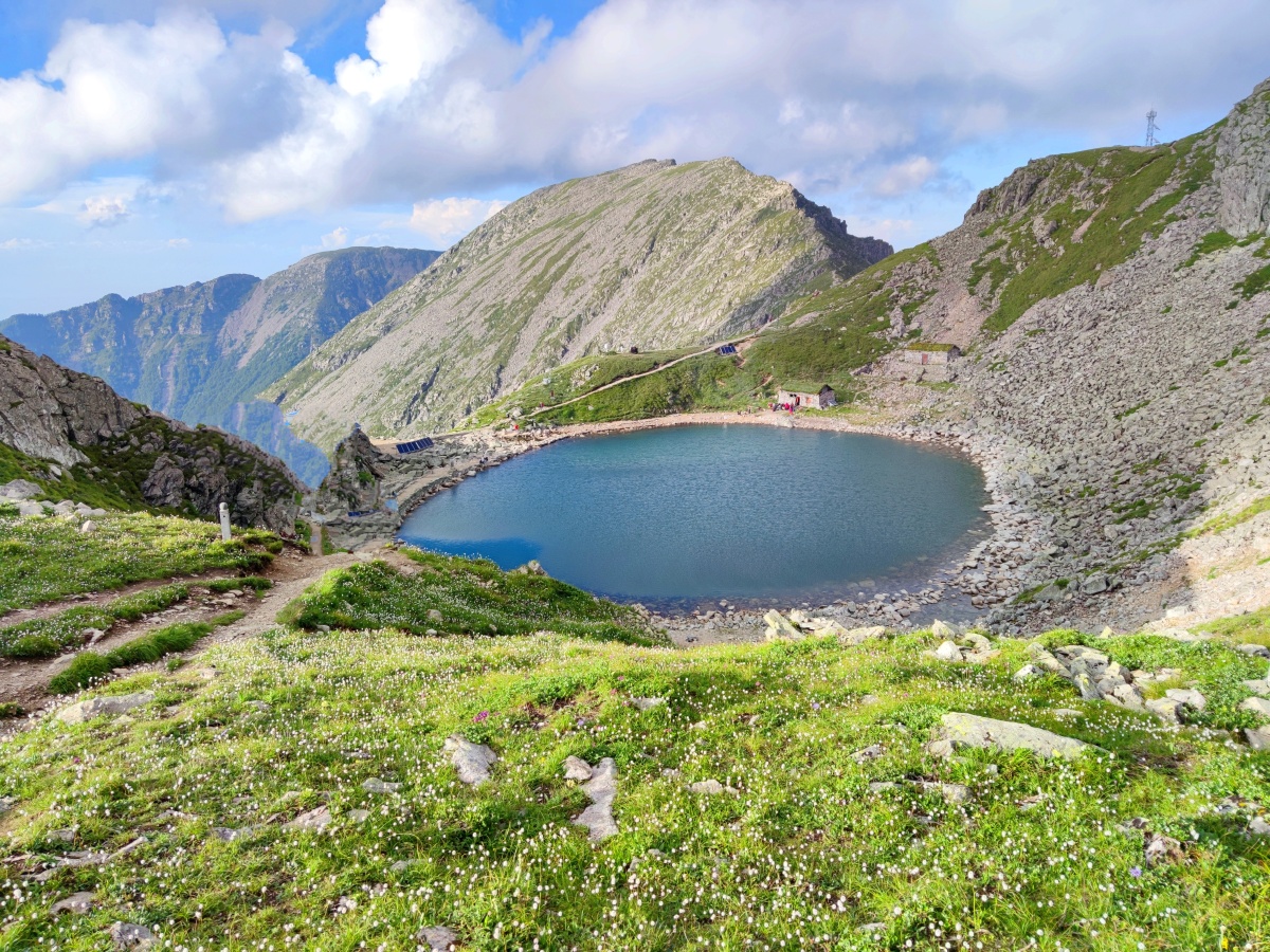 高山湖泊之太白山大爷海