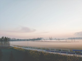 1042940