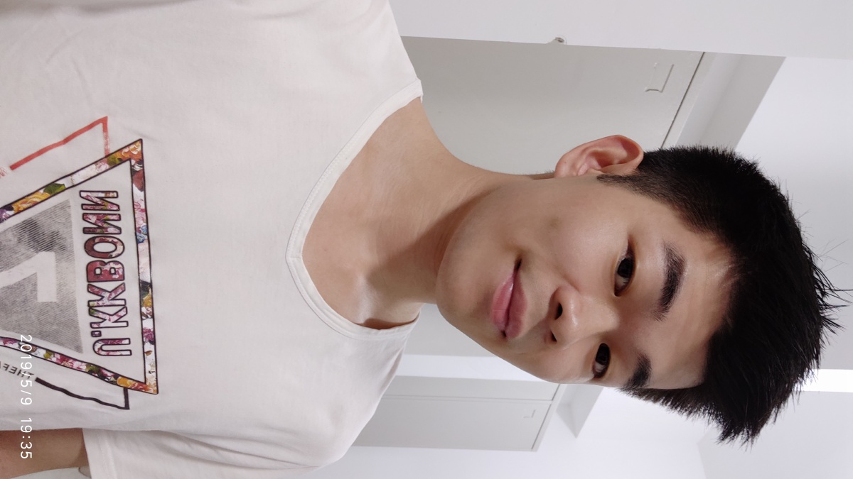 原来她不够爱我