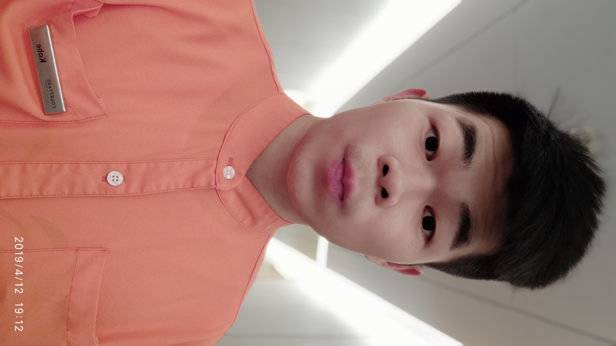 原来她不够爱我