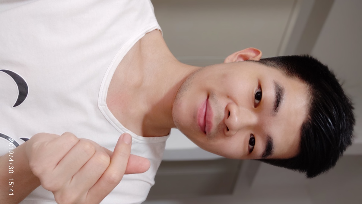 原来她不够爱我