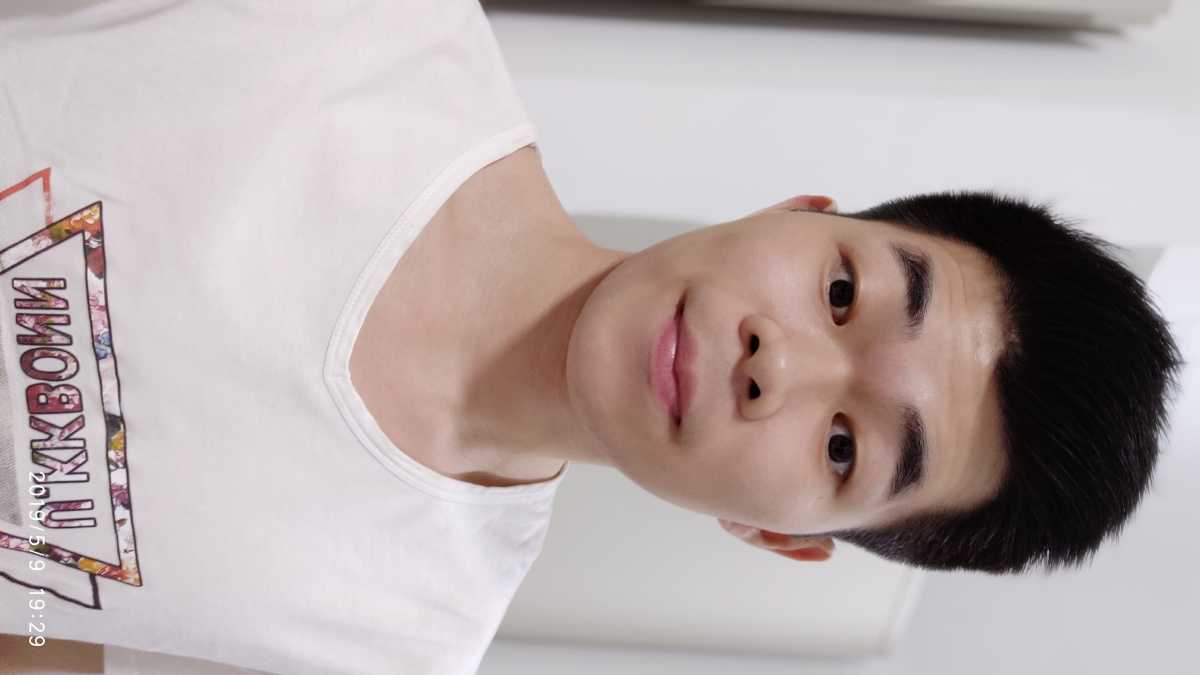 原来她不够爱我