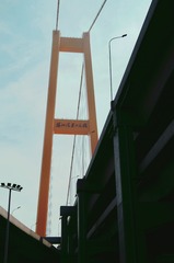001