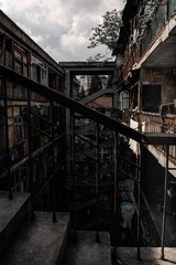 990208
