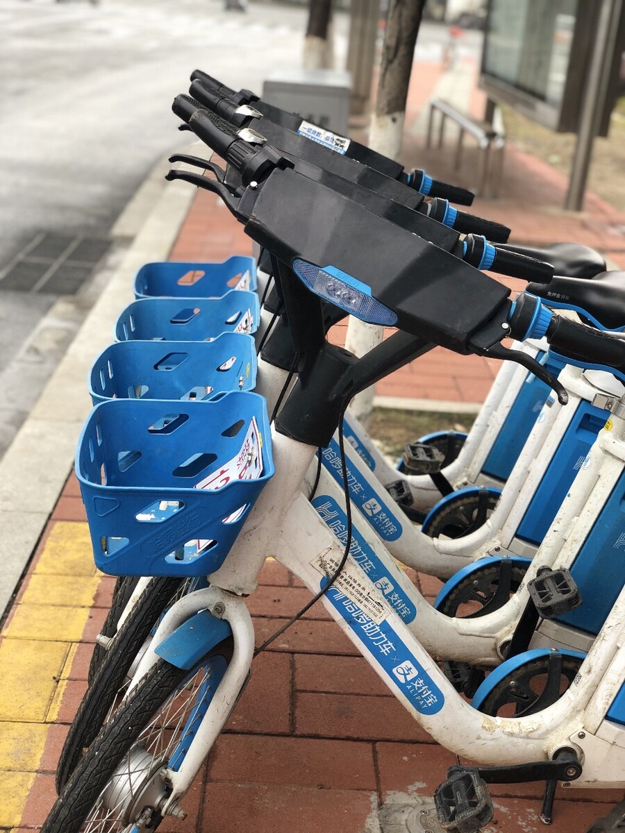 自動(dòng)定位摩拜單車圖片