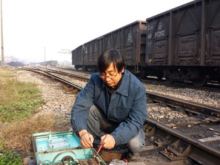 230669