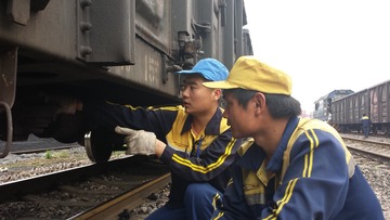 230658