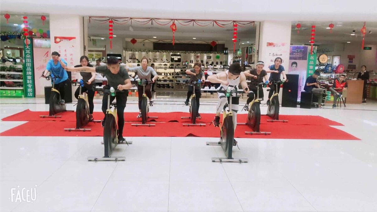 动感单车健身教练视频,健身room动感单车可以减肥!