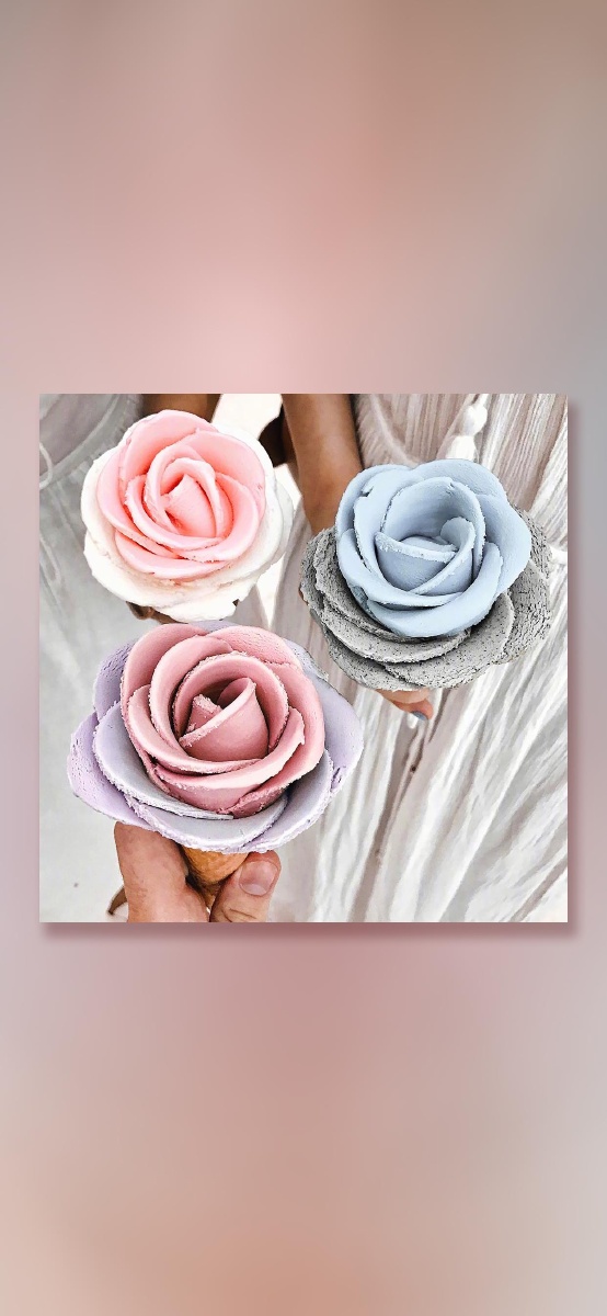 是不是像极了爱情