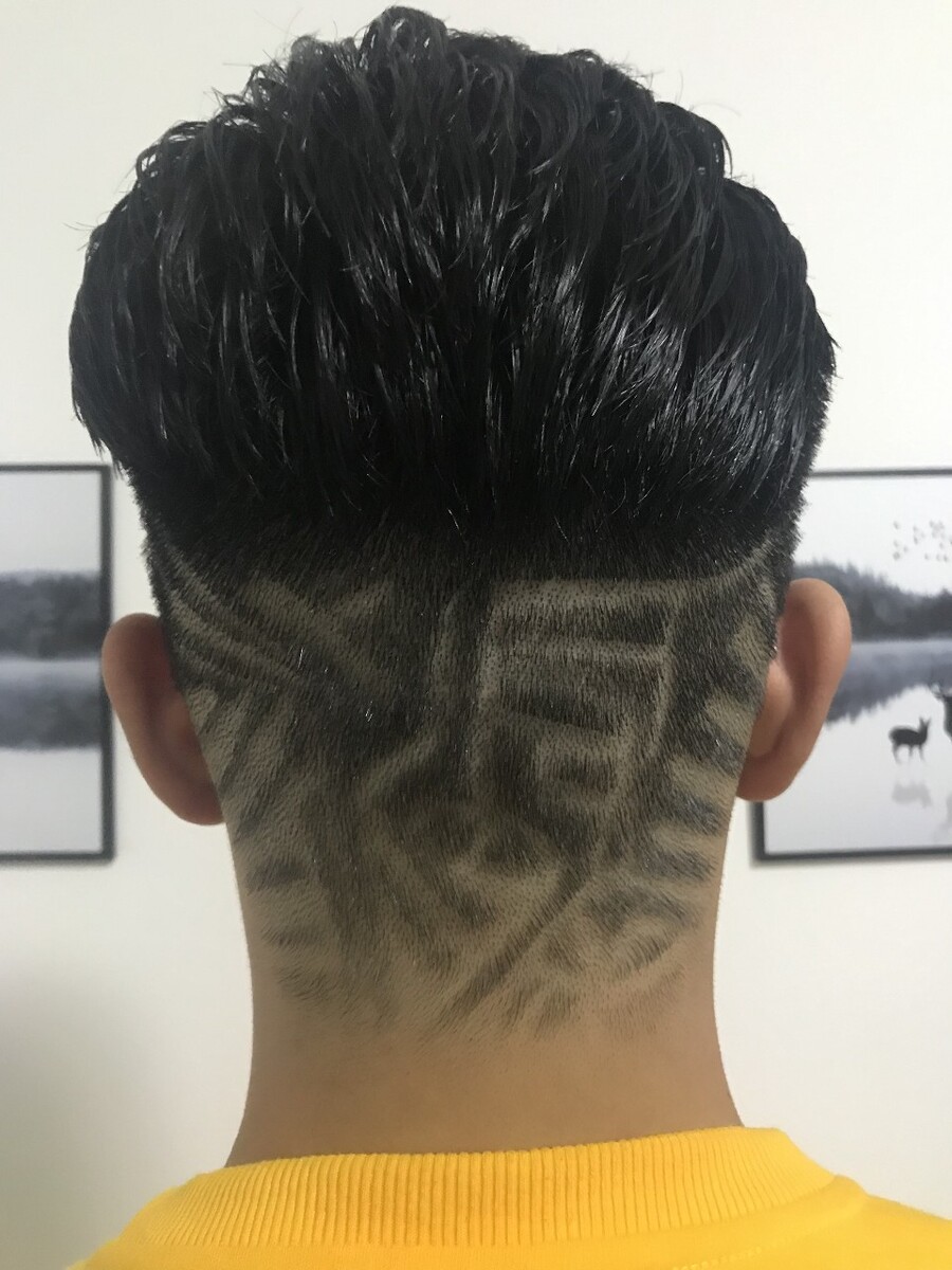 不等式头发怎么扎