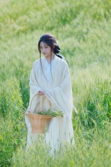 178070