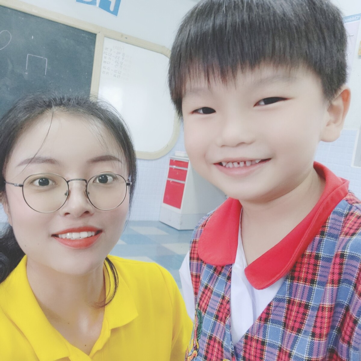 玩家教老师和妈妈