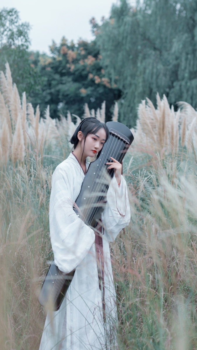 杭州约拍汉服古琴