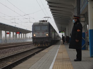 2470303