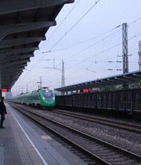 2600268