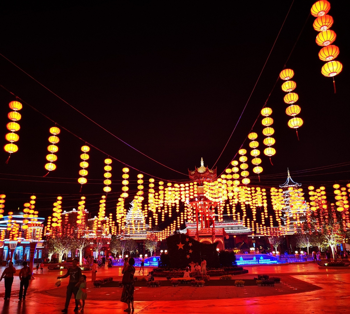 古城荆州方特夜景. - 看有个斑马 - 图虫