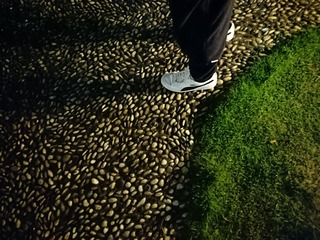 87178