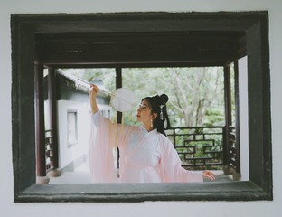 001