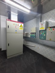 1000076710