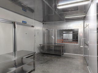 1000076738