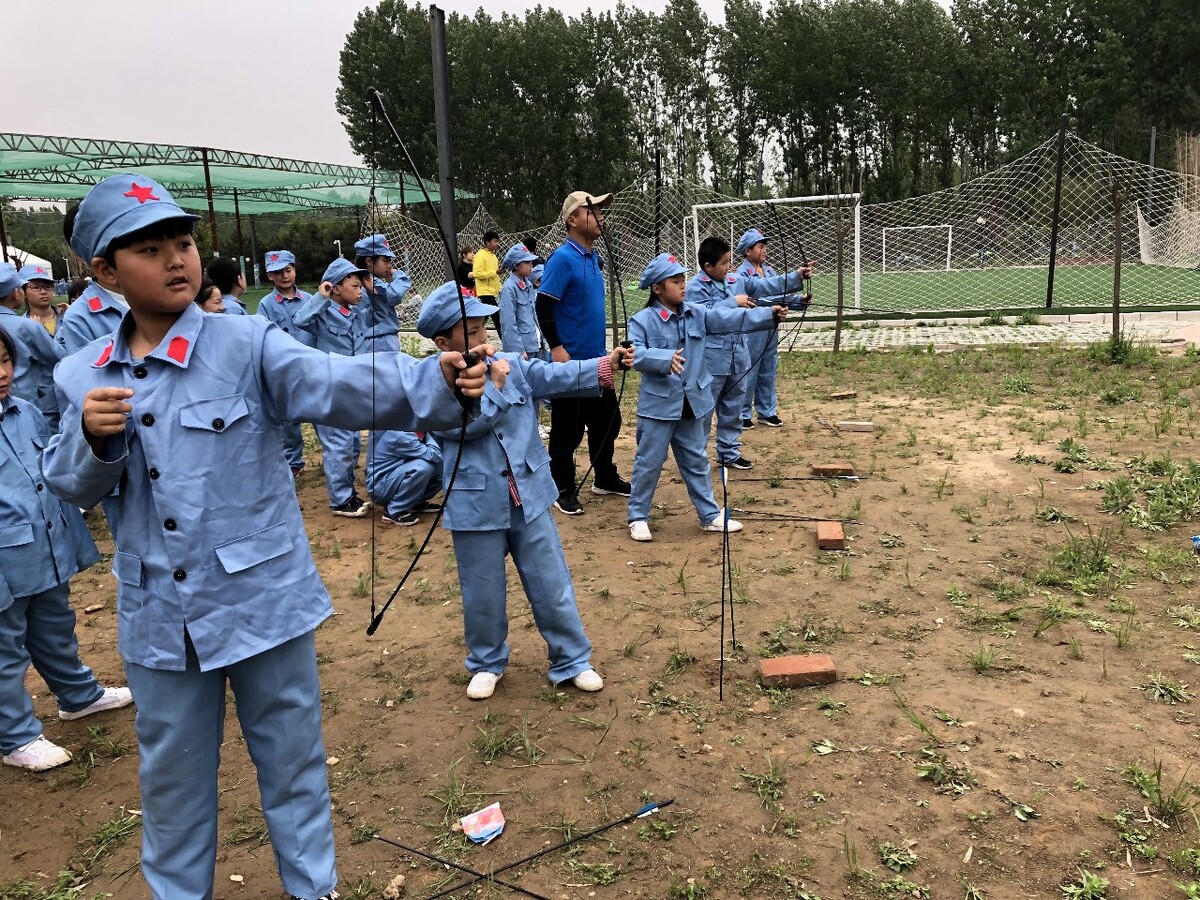 国内外拓展训练现状