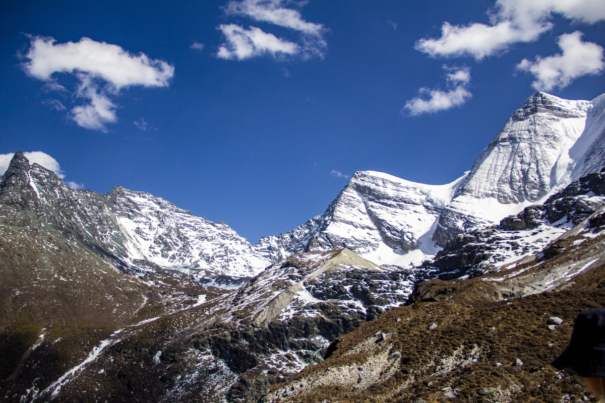 蓝天白云雪山一次随心而行的程一个接近天堂的地方一个不可久居的地方