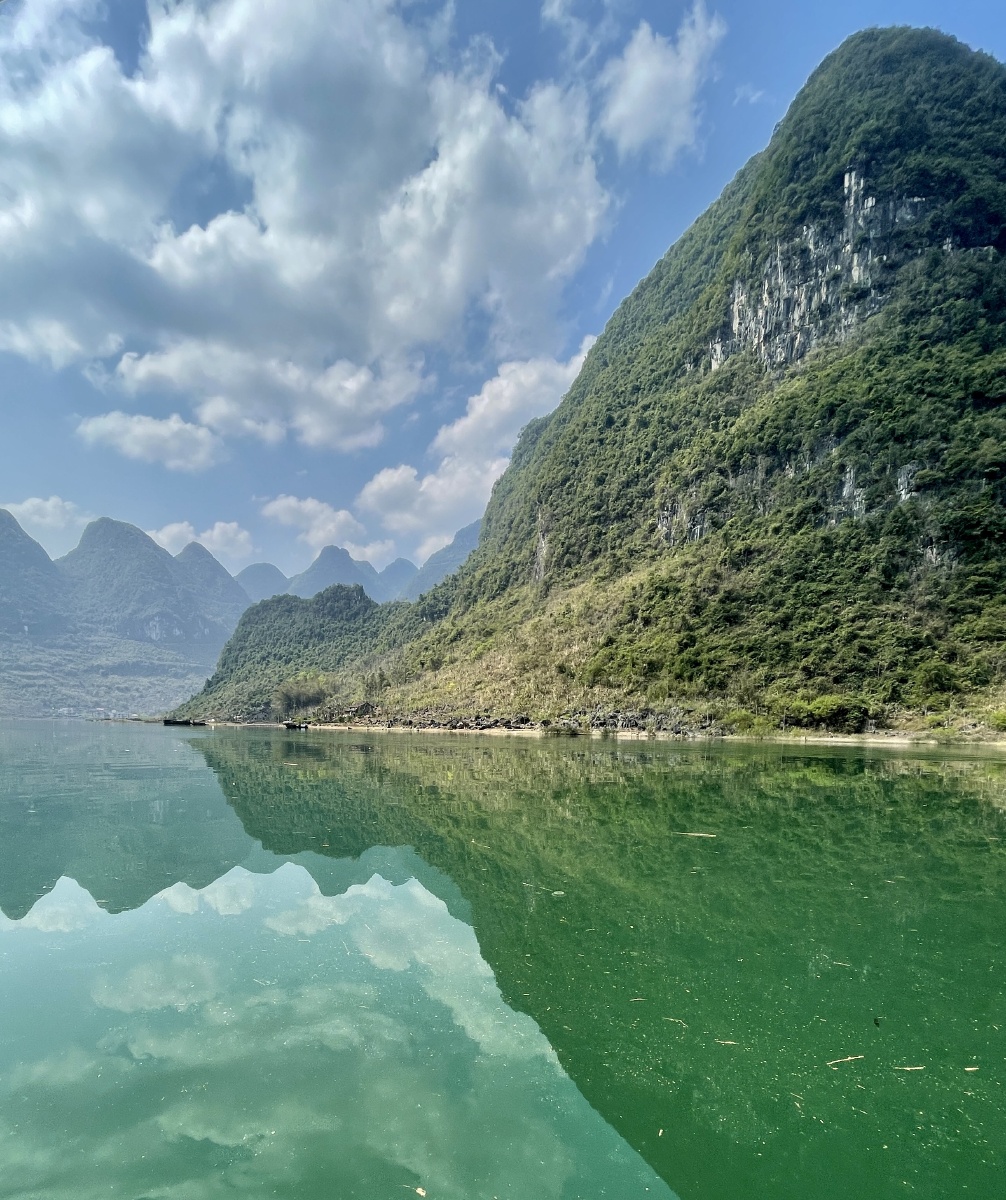 壮美的广西红水河第一湾