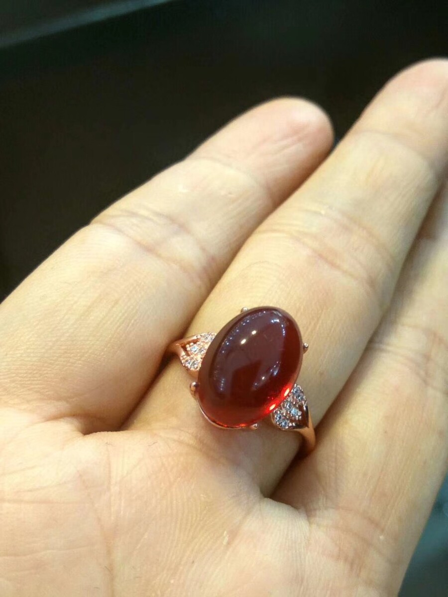 蜜蜡用什么仿制