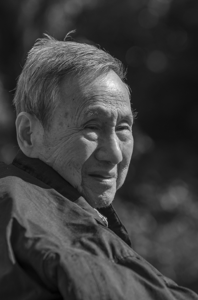 1/124我们都爱黑白摄影沧桑老父亲晚年人像老者黑白肖像还没有人打赏