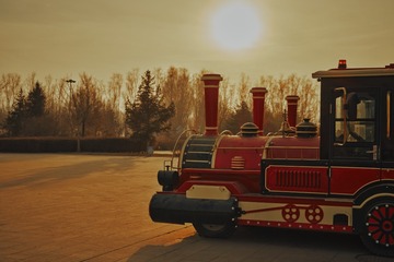 81762