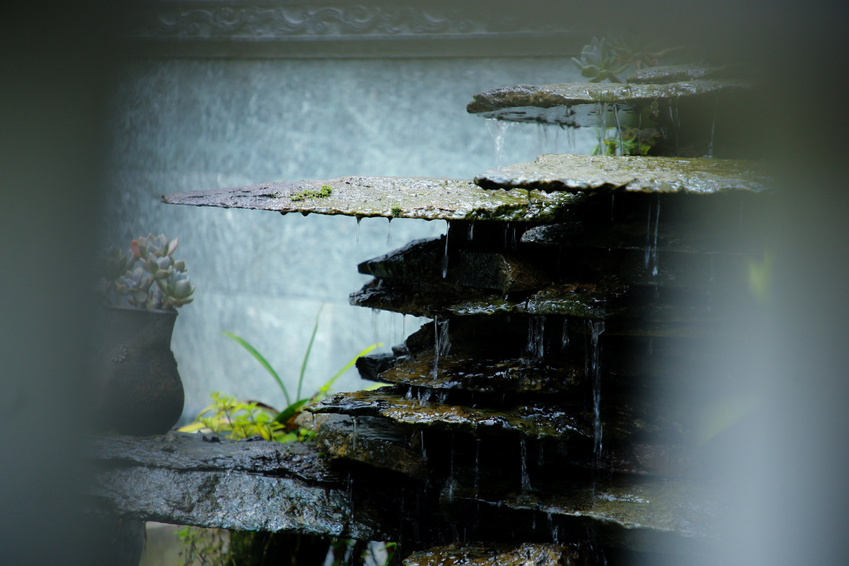 淅沥沥的三月小雨