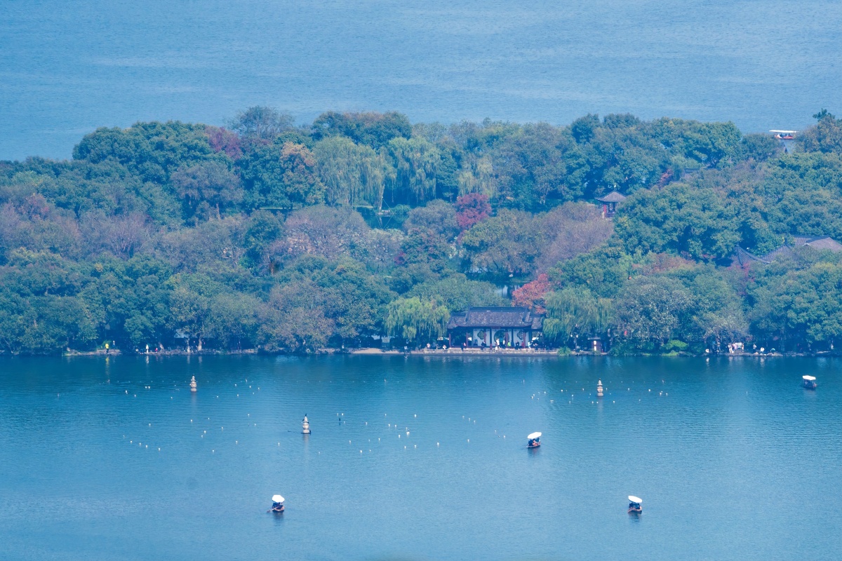 杭州西湖秋日全景