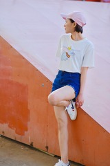 001