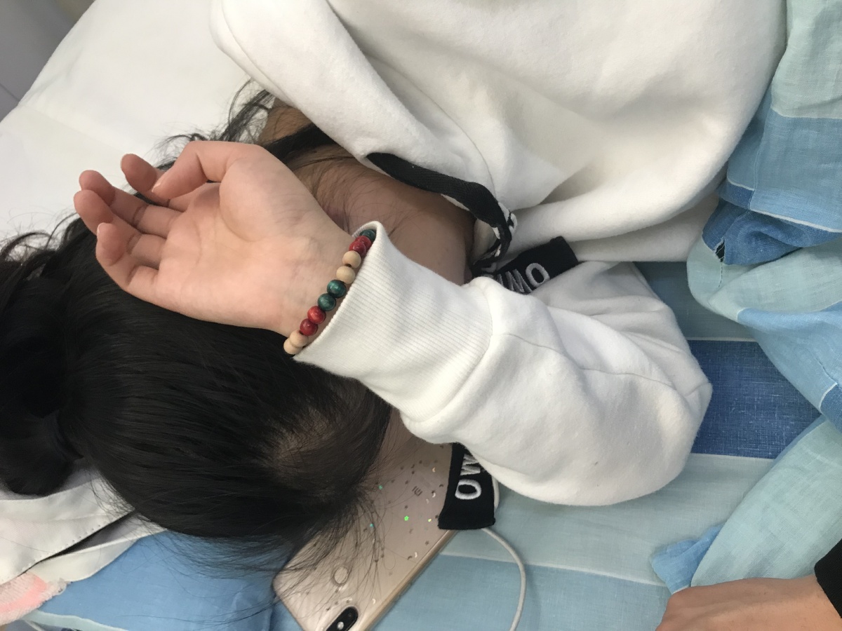 未成年晚上梦到来月经