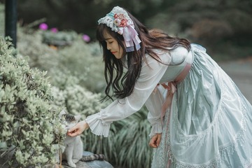 001