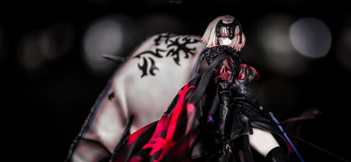 1/2微缩摄影研究所手办贞德黑暗