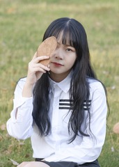 001