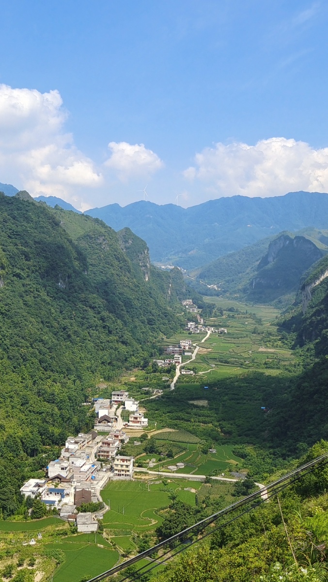 乐业草王山风力发电