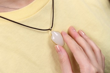 001