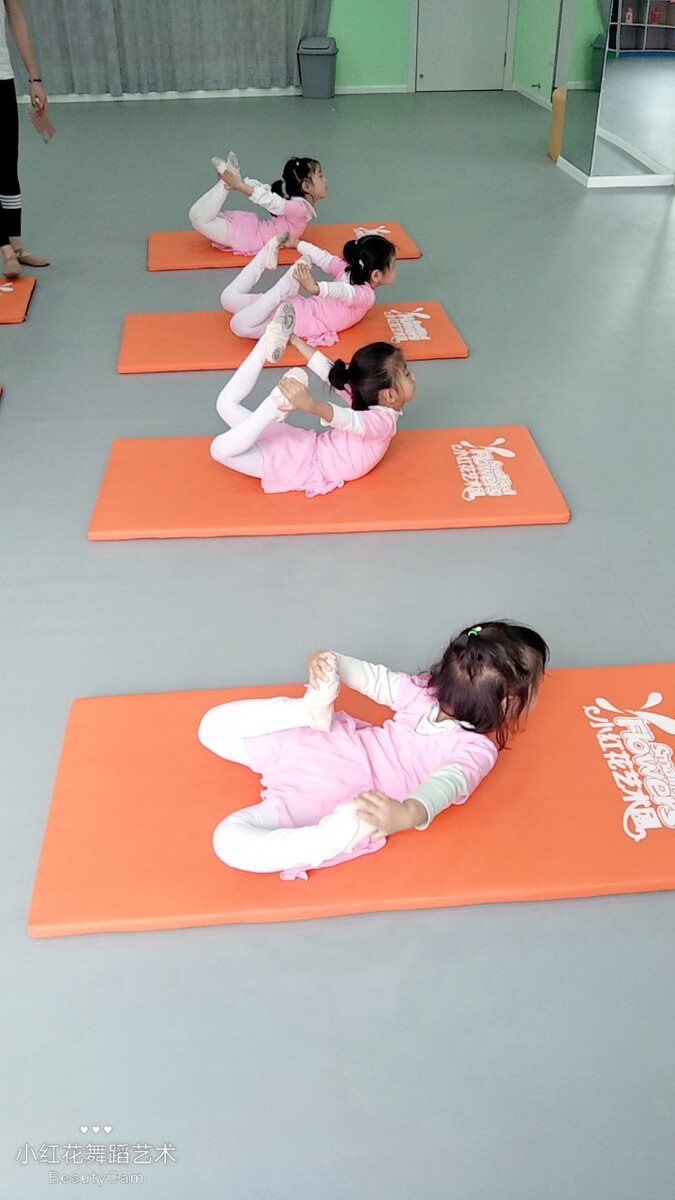 儿童瑜伽怎么样练,小孩练瑜伽好吗?一起来看看!