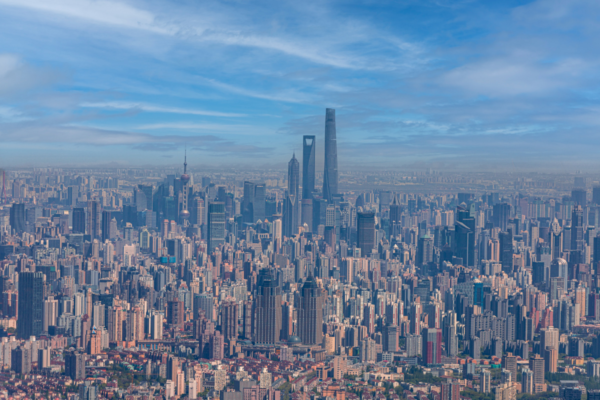 虹桥机场上空鸟瞰魔都全市地标一览无余