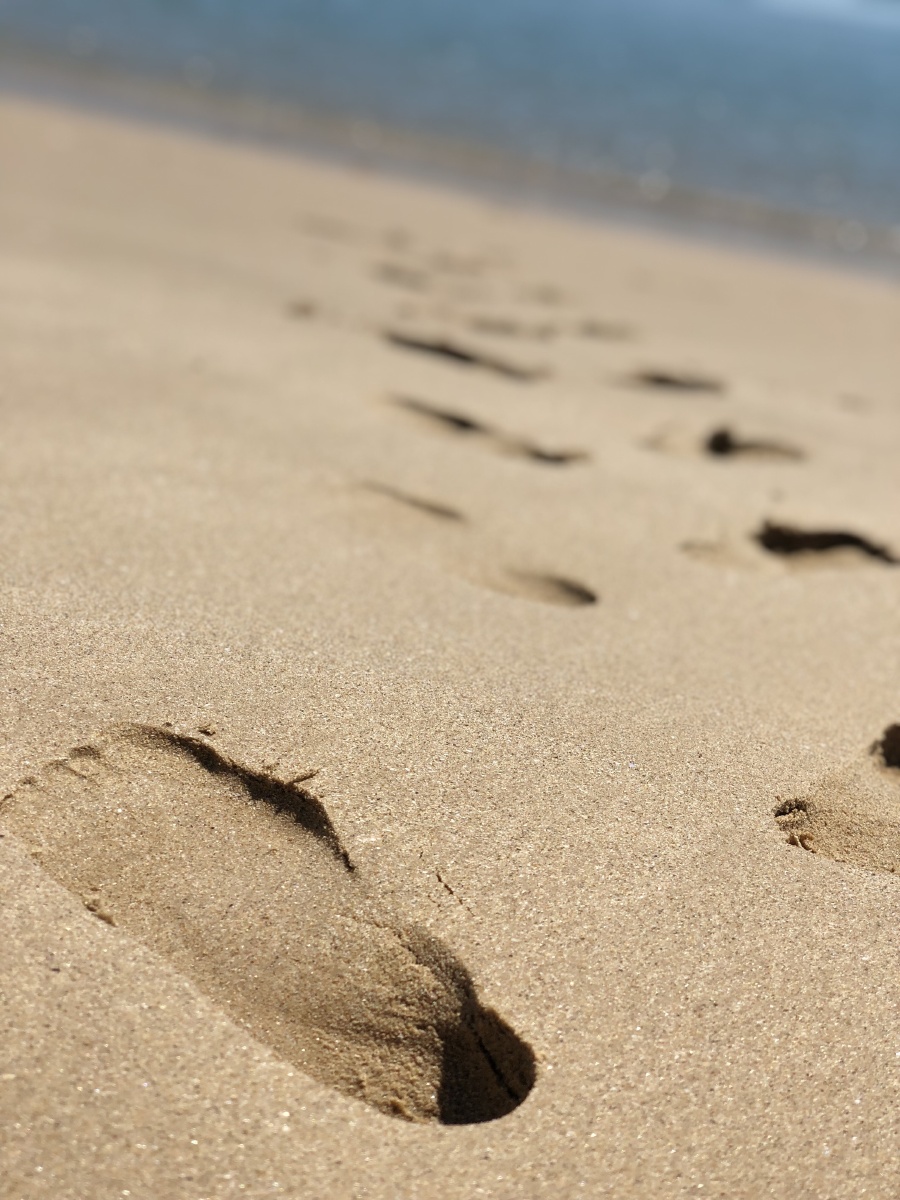 一步一个脚印生活如此人生亦是如此