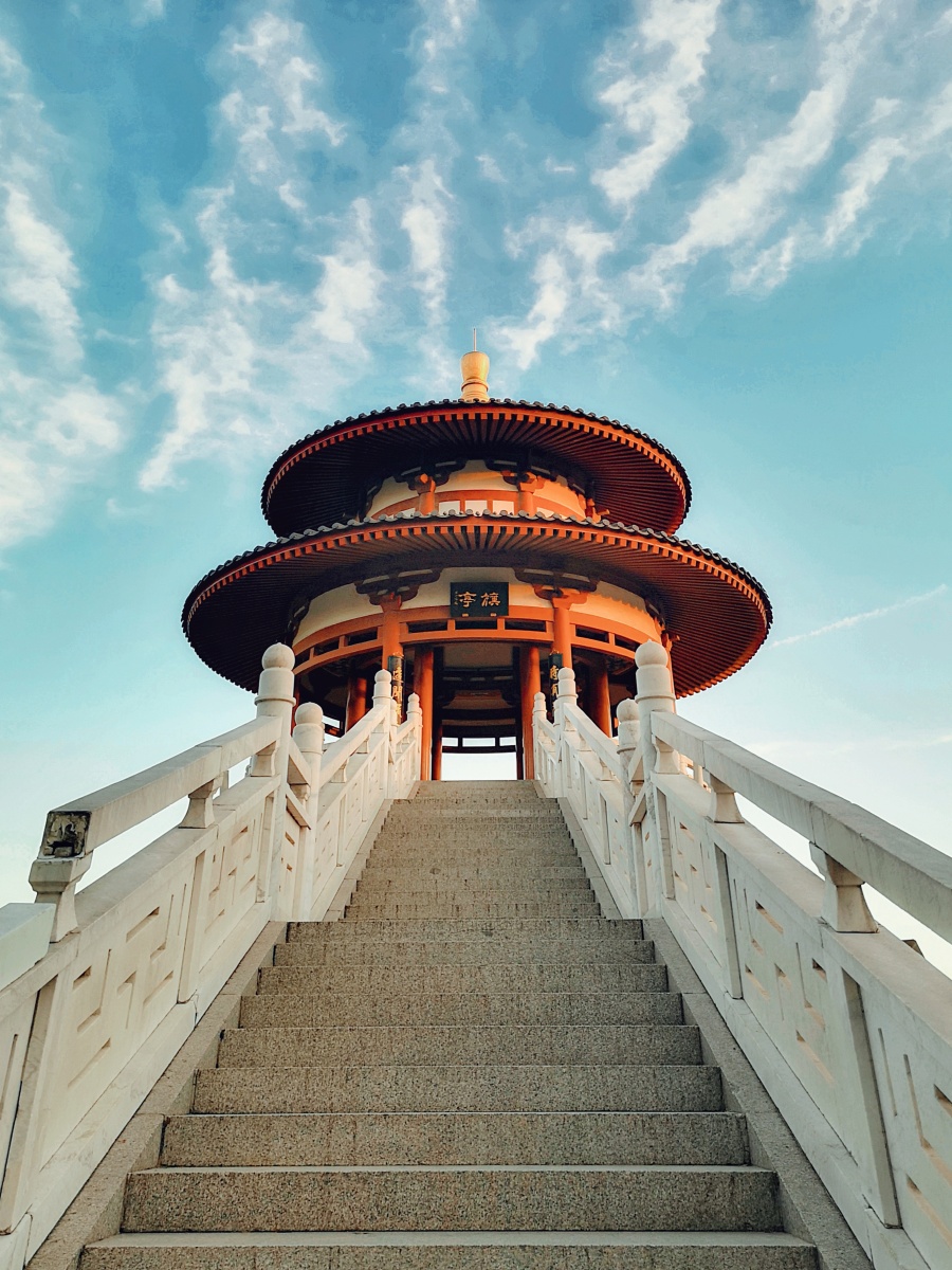 白天大唐芙蓉园旗亭