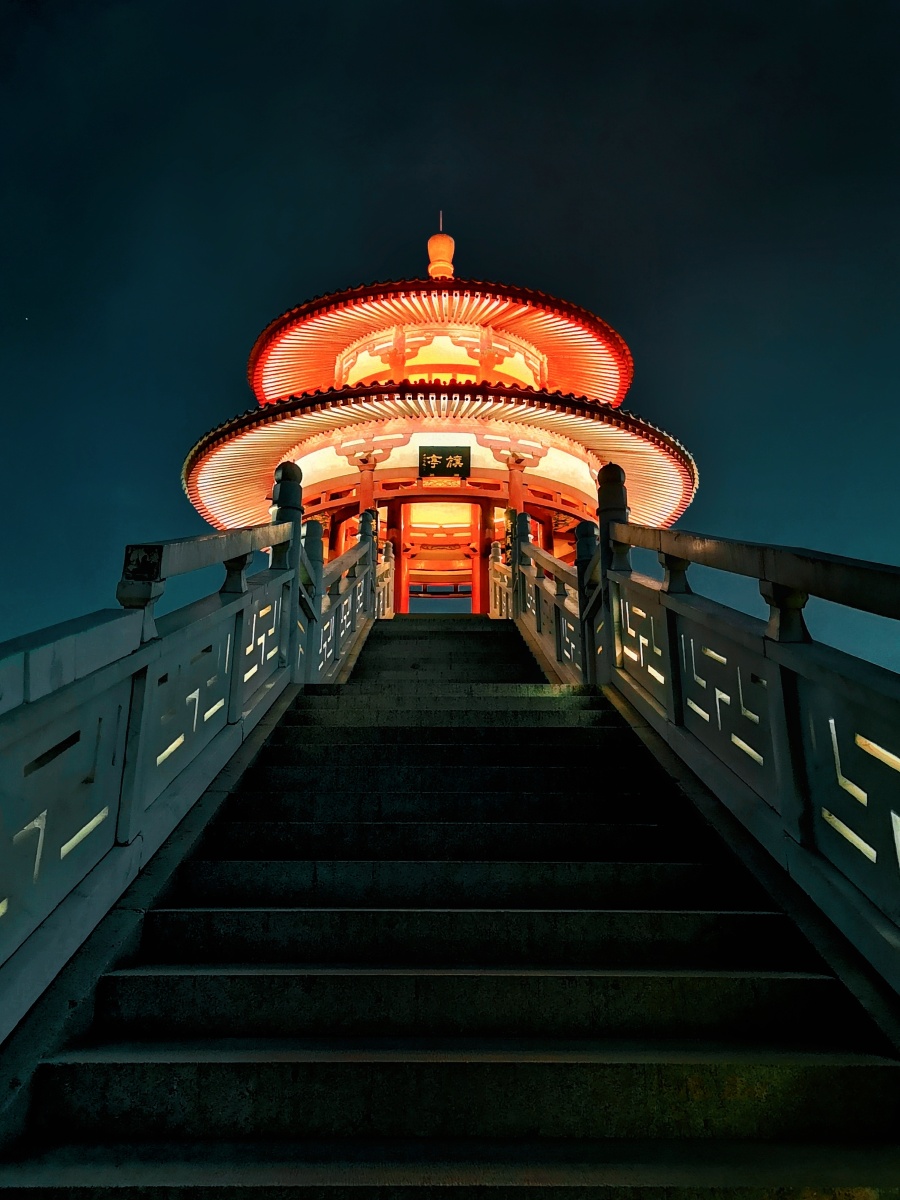 西安大唐芙蓉园旗亭