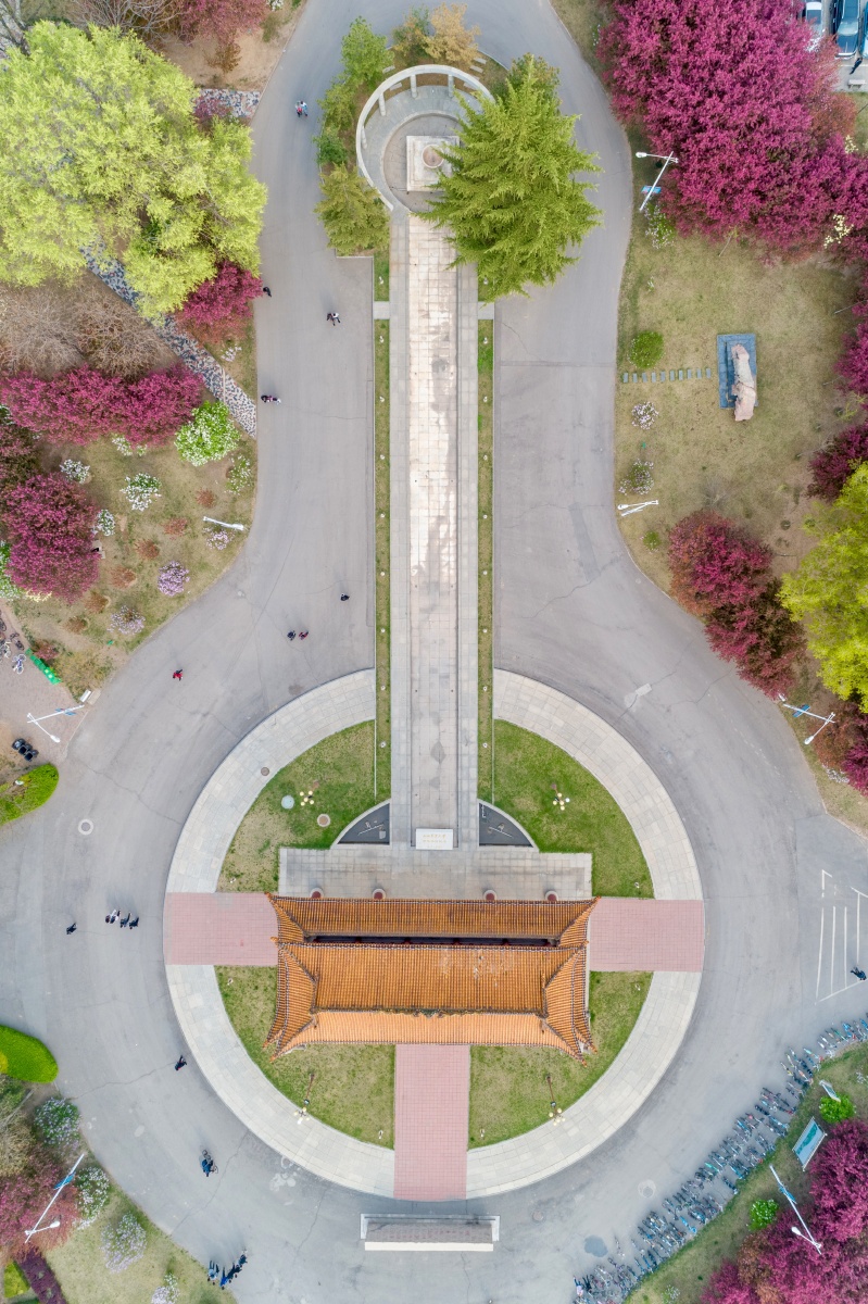 山西农业大学春暖花开航拍