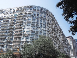 1574459