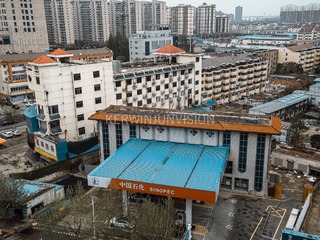 1503618